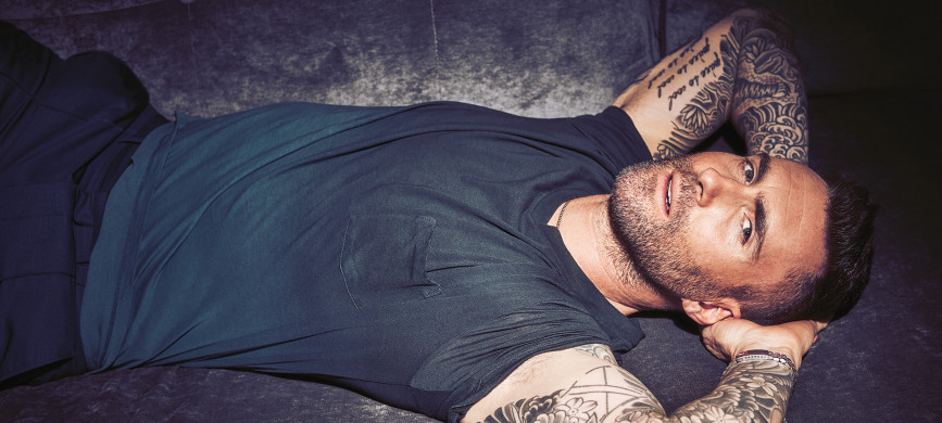 Arab buzuq xotinlari Porno yigitlar biseksuallar